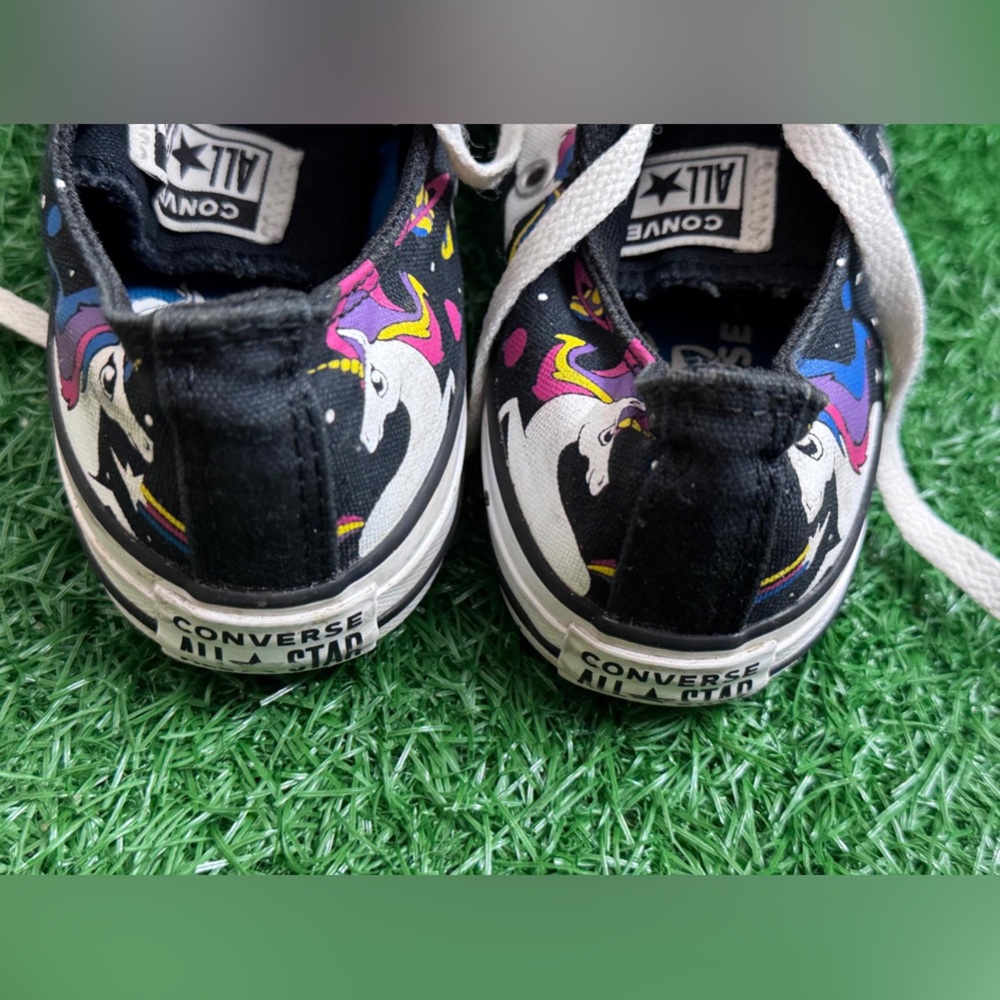 Converse Kids' Black Sneakers with Unicorn Design Size 4 - Picture 4 of 7